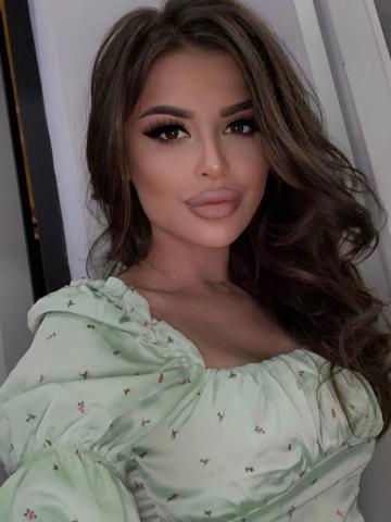 Моника фото 6